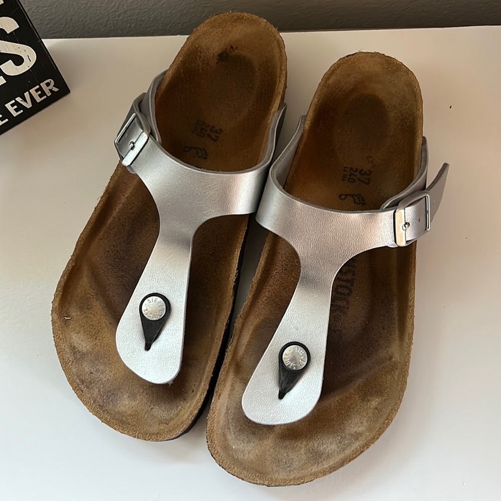 Birkenstock Gizeh sandals